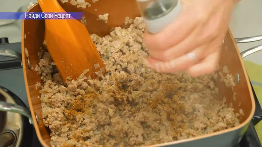 Шаг 15 приготовления Пирожки с мясной начинкой из бездрожжевого теста на кефире