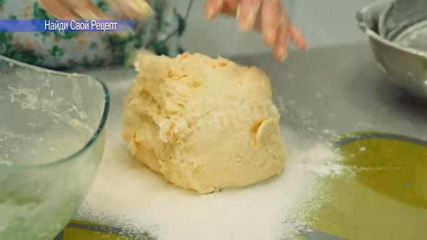 Шаг 8 приготовления Пирожки с мясной начинкой из бездрожжевого теста на кефире