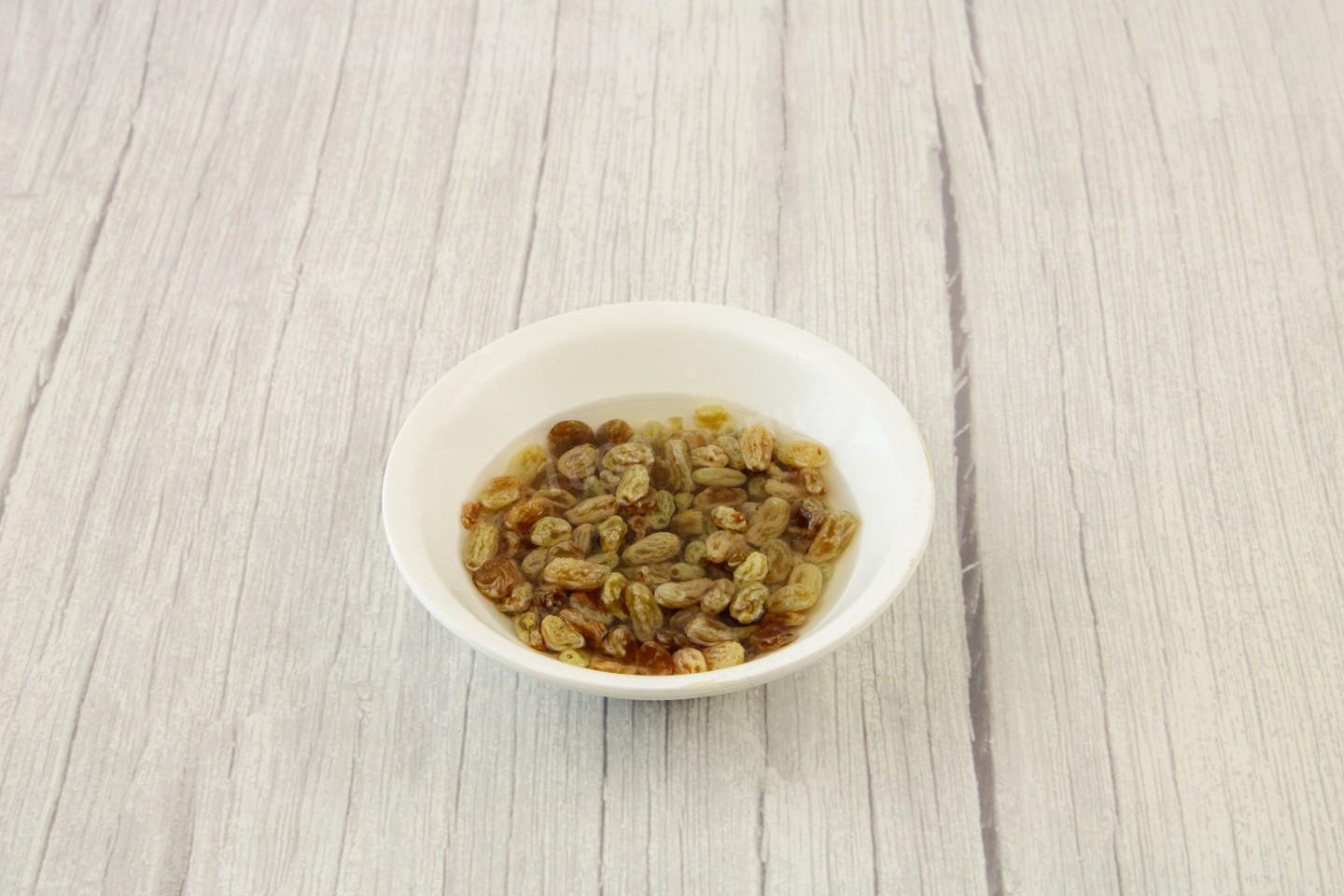 Шаг 2 приготовления Пасхальный кулич на кефире и сливочном масле