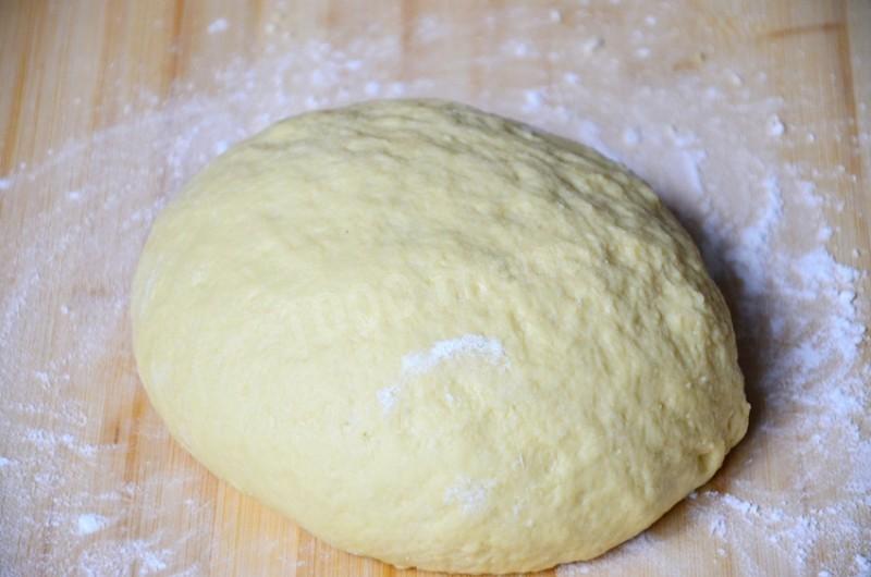 Шаг 10 приготовления Пасхальная булка с изюмом