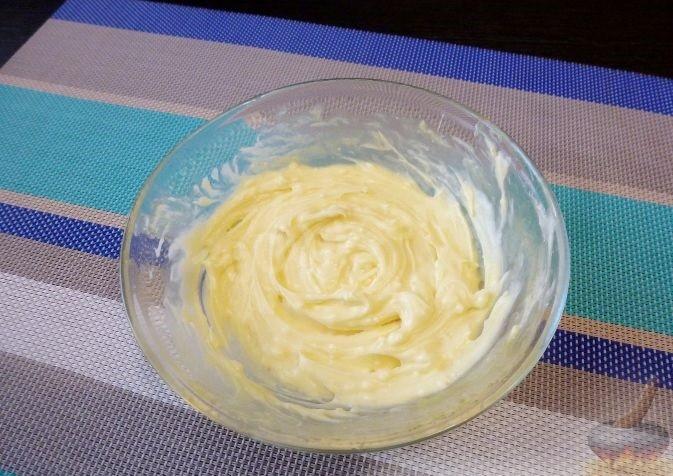 Шаг 3 приготовления Слоёные сердечки с яблоками и творожным кремом