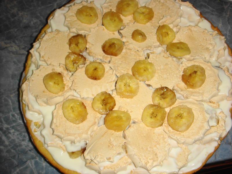 Шаг 11 приготовления Торт из зефира на песочном корже