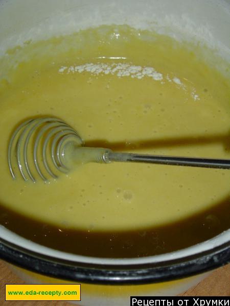 Шаг 1 приготовления Шарлотка с тыквой и изюмом