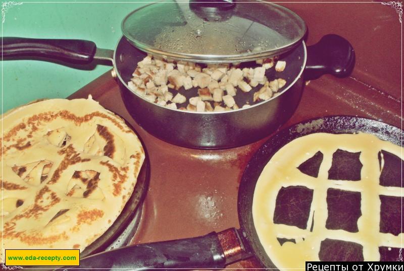 Шаг 2 приготовления Блинчики на молоке дырявые с мясом