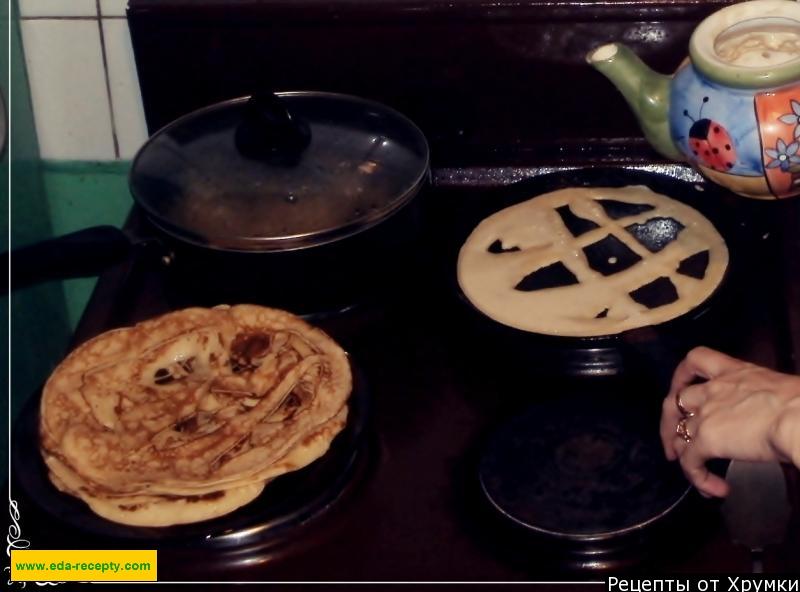 Шаг 3 приготовления Блинчики на молоке дырявые с мясом