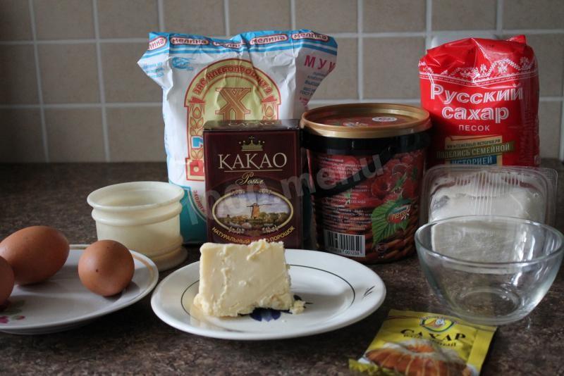 Шаг 1 приготовления Пирог с повидлом, какао и ванилью