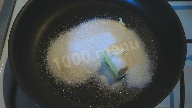 Шаг 3 приготовления Пирог Сливовый перевертыш