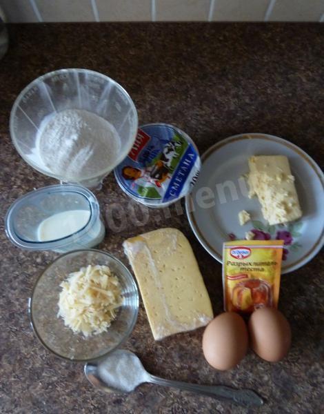 Шаг 1 приготовления Вкусный пирог с сыром без дрожжей
