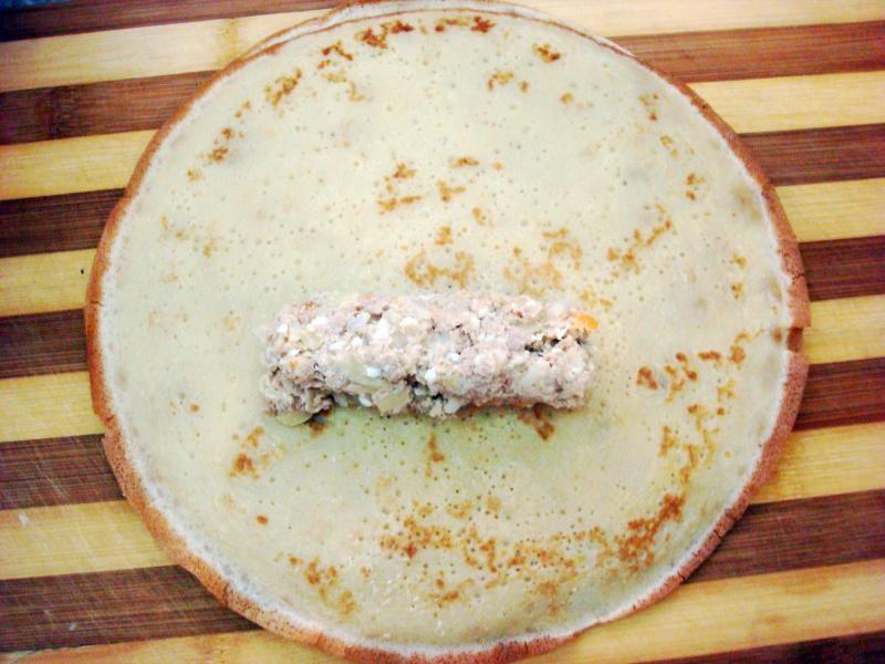 Шаг 6 приготовления Блинчики с мясом, морковью и капустой
