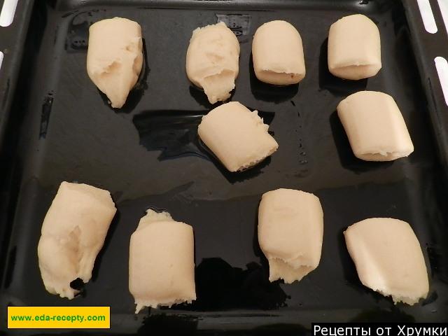 Шаг 5 приготовления Заварное пирожное со сгущёнкой