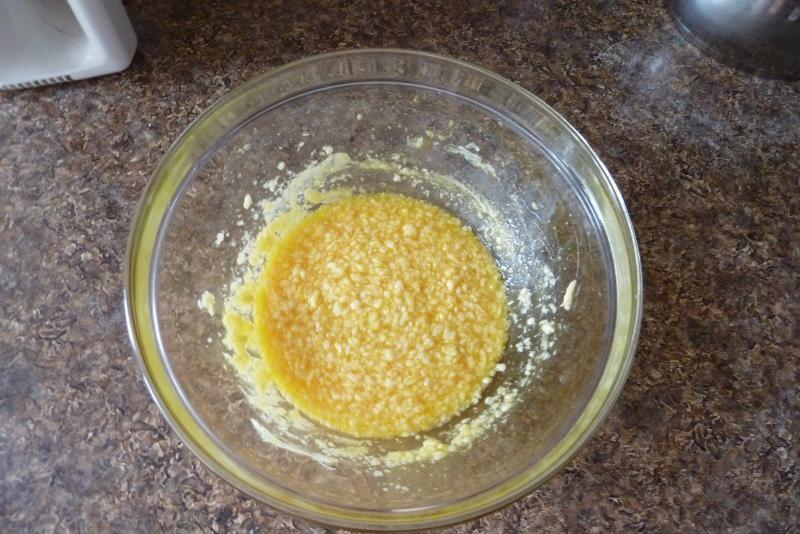 Шаг 3 приготовления Песочный пирог со сливами