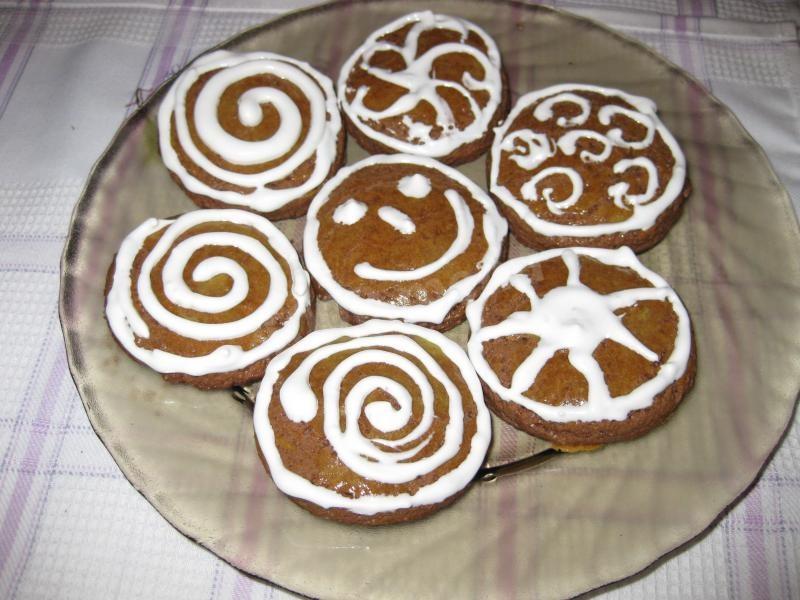 Шаг 18 приготовления Шоколадные пряники с глазурью, имбирем и корицей