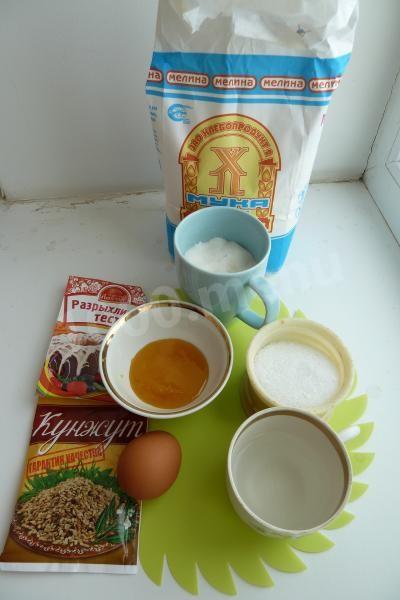 Шаг 1 приготовления Лепешка на меду с кунжутом