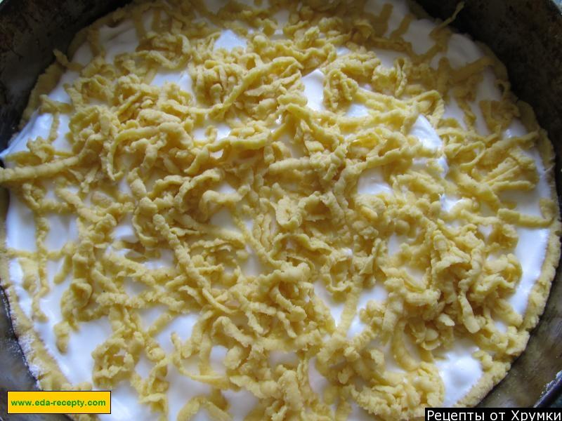 Шаг 8 приготовления Простой и вкусный торт с айвовым вареньем
