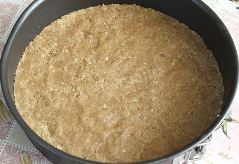 Шаг 4 приготовления Торт из печенья и сгущенки с творогом и без выпечки