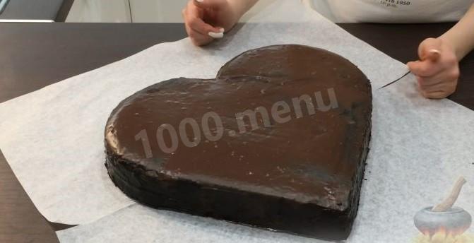 Шаг 12 приготовления Торт в виде сердца без формочки