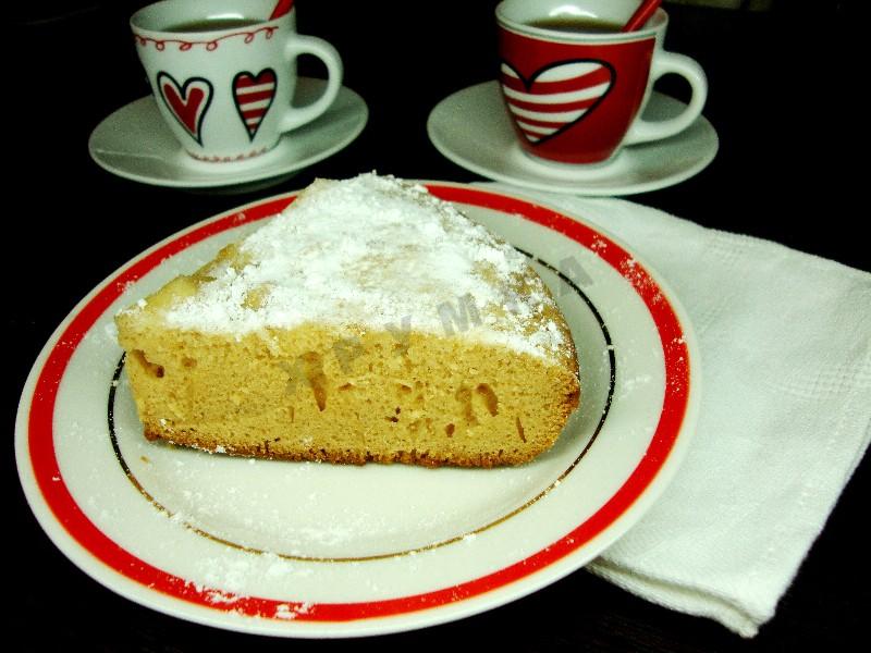 Обложка рецепта Торт в мультиварке со сгущенкой