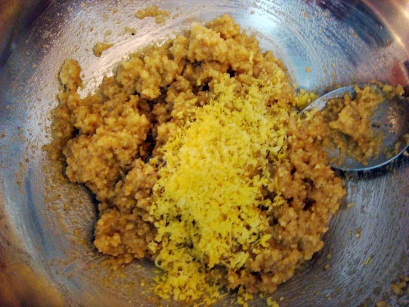 Шаг 18 приготовления Бисквит с орехами и лимоном