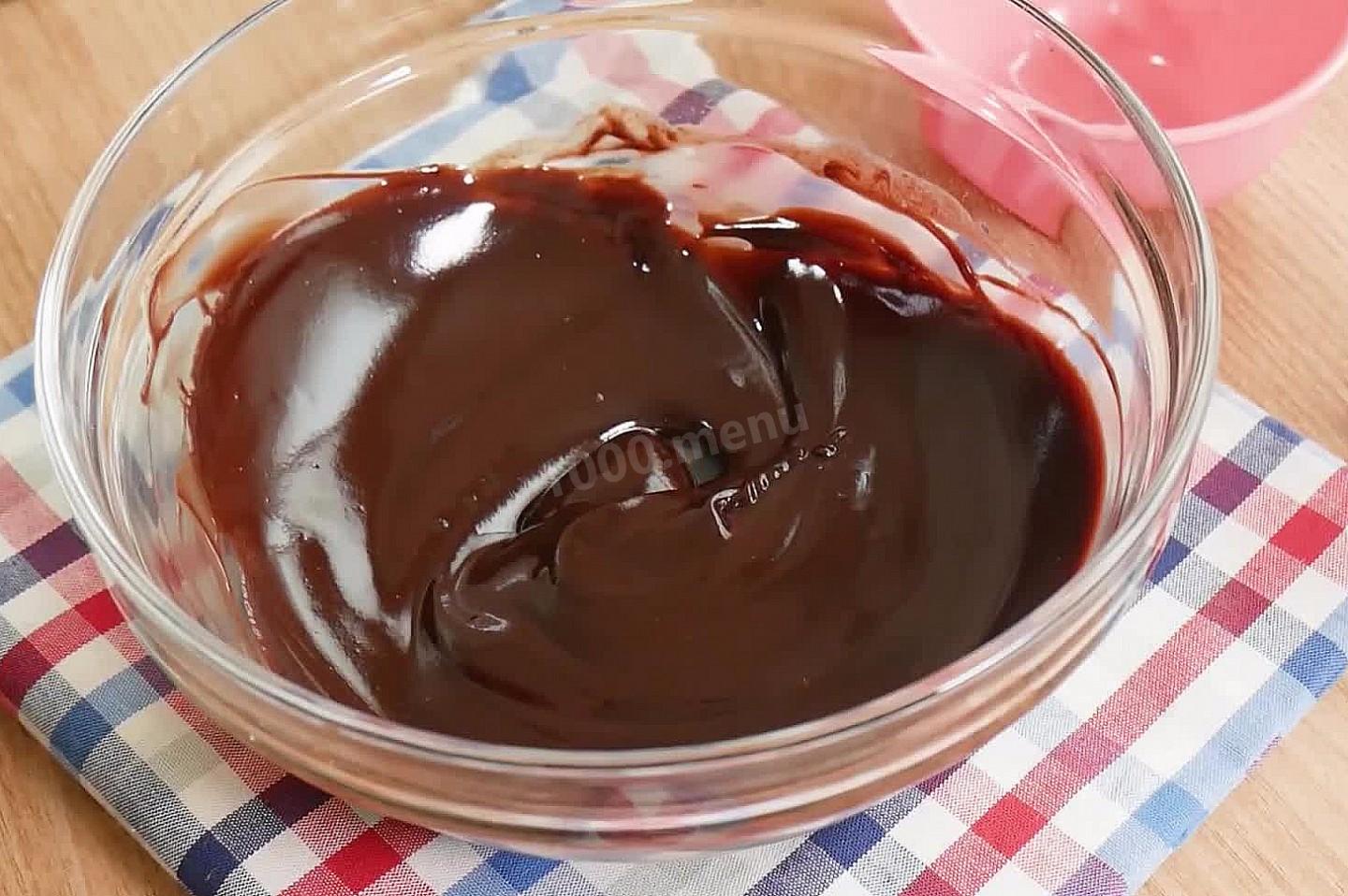 Шаг 18 приготовления Шоколадный торт с бананами