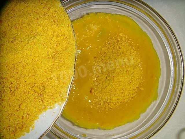 Шаг 9 приготовления Торт Спанч Боб без мастики и выпечки