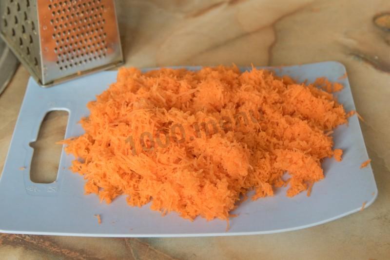 Шаг 1 приготовления Торт из моркови классический