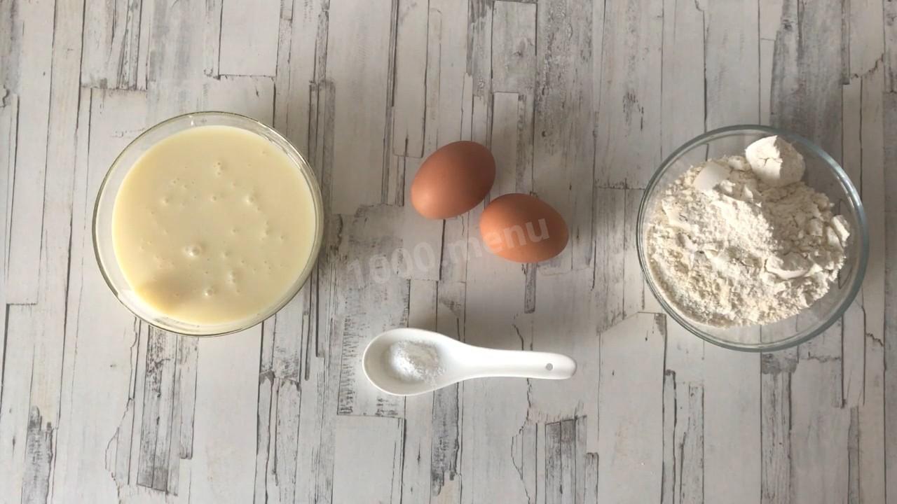 Шаг 1 приготовления Сметанный торт с черносливом