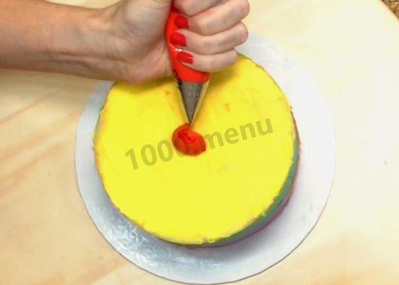 Шаг 9 приготовления Торт Радужная Роза