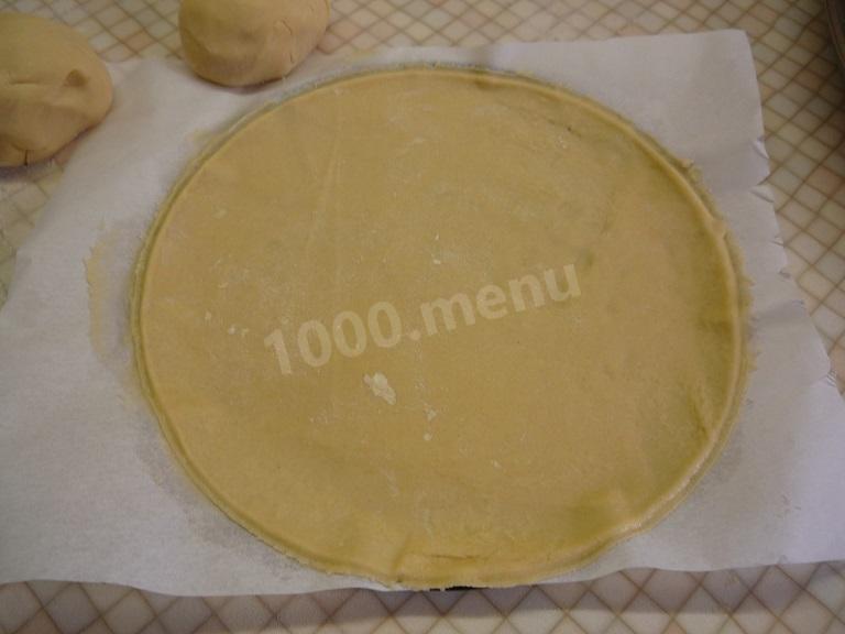 Шаг 7 приготовления Торт на сливочном масле на желтках с черносливом и орехами