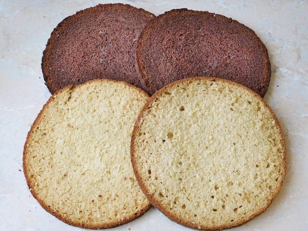 Шаг 4 приготовления Торт какао на молоке с черносливом и грецким орехом