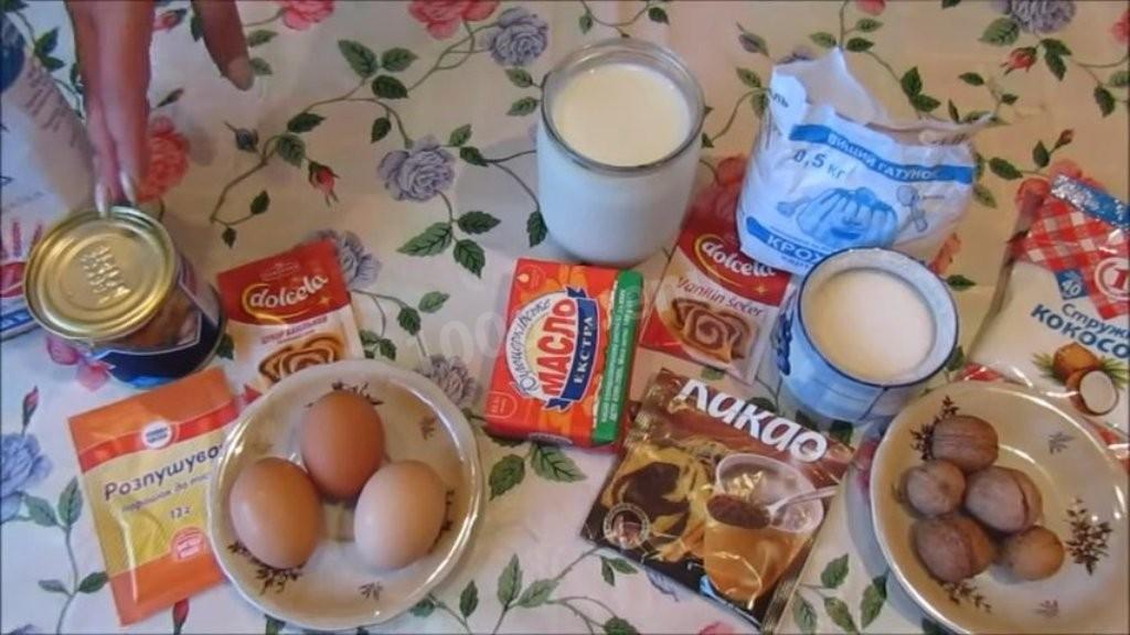 Шаг 1 приготовления Торт на сгущенном молоке с шоколадным кремом