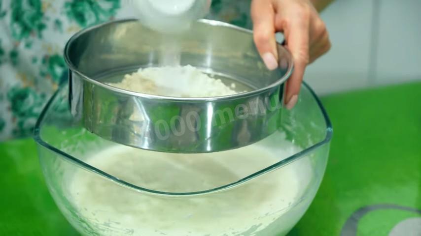 Шаг 11 приготовления Черёмуховый торт со сметанным кремом
