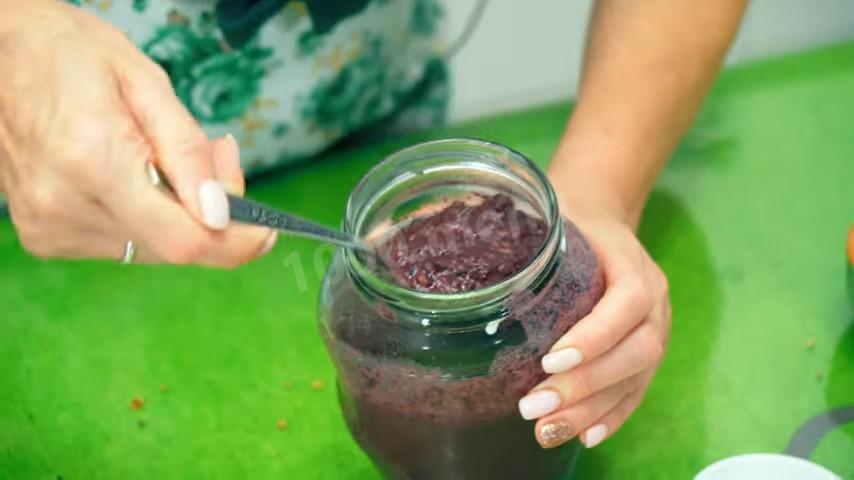 Шаг 4 приготовления Черёмуховый торт со сметанным кремом