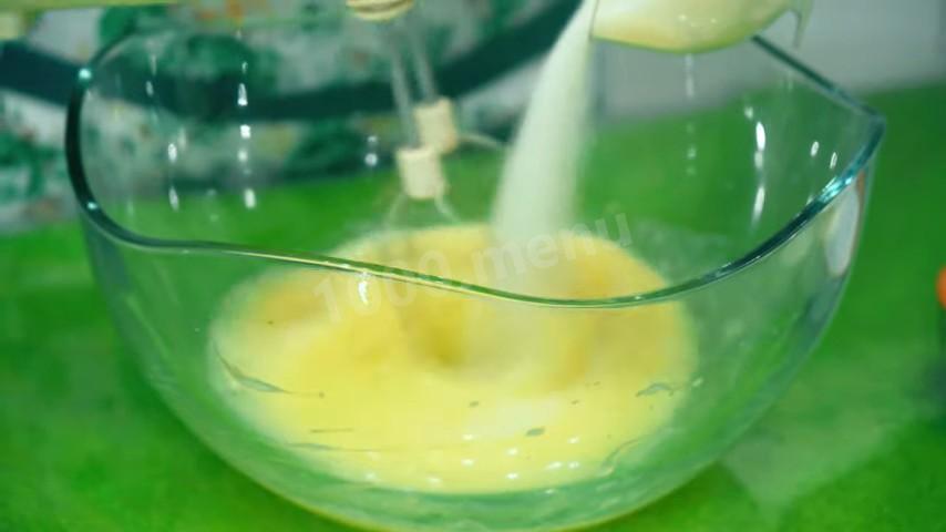 Шаг 8 приготовления Черёмуховый торт со сметанным кремом