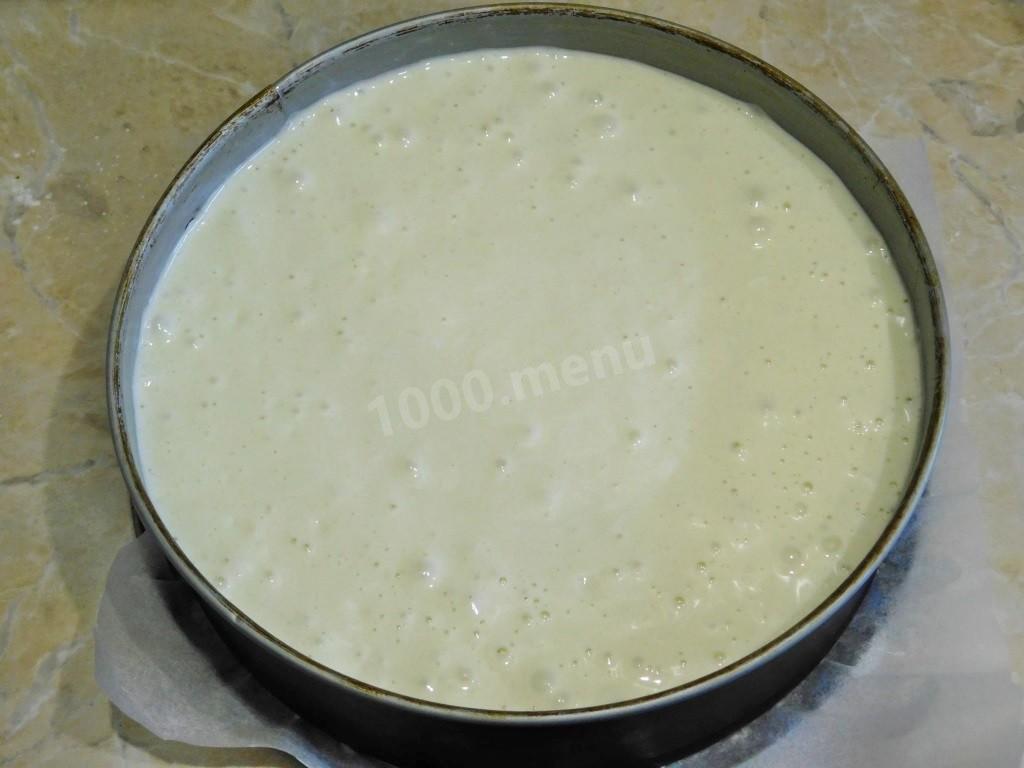Шаг 2 приготовления Бисквитный торт с клубничной начинкой