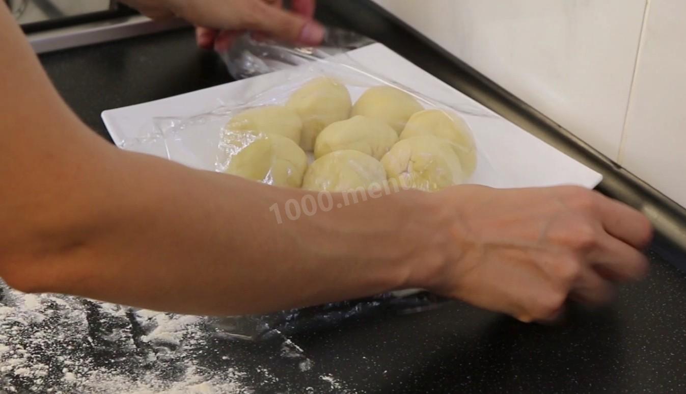 Шаг 11 приготовления Торт Наполеон со сливочным кремом и ванильным вкусом