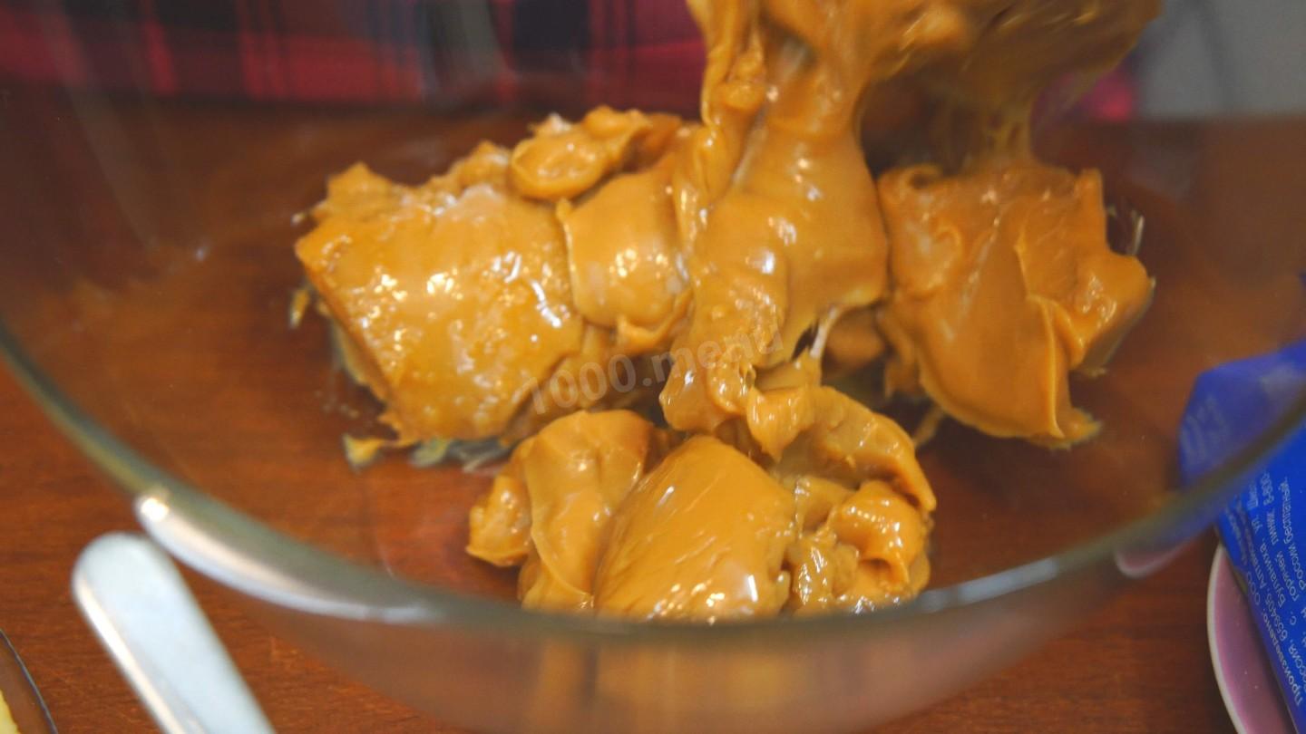 Шаг 17 приготовления Песочный торт с арахисом и грецкими орехами