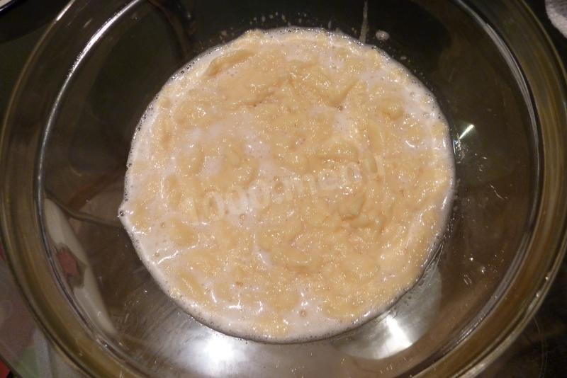 Шаг 5 приготовления Масляный крем для торта
