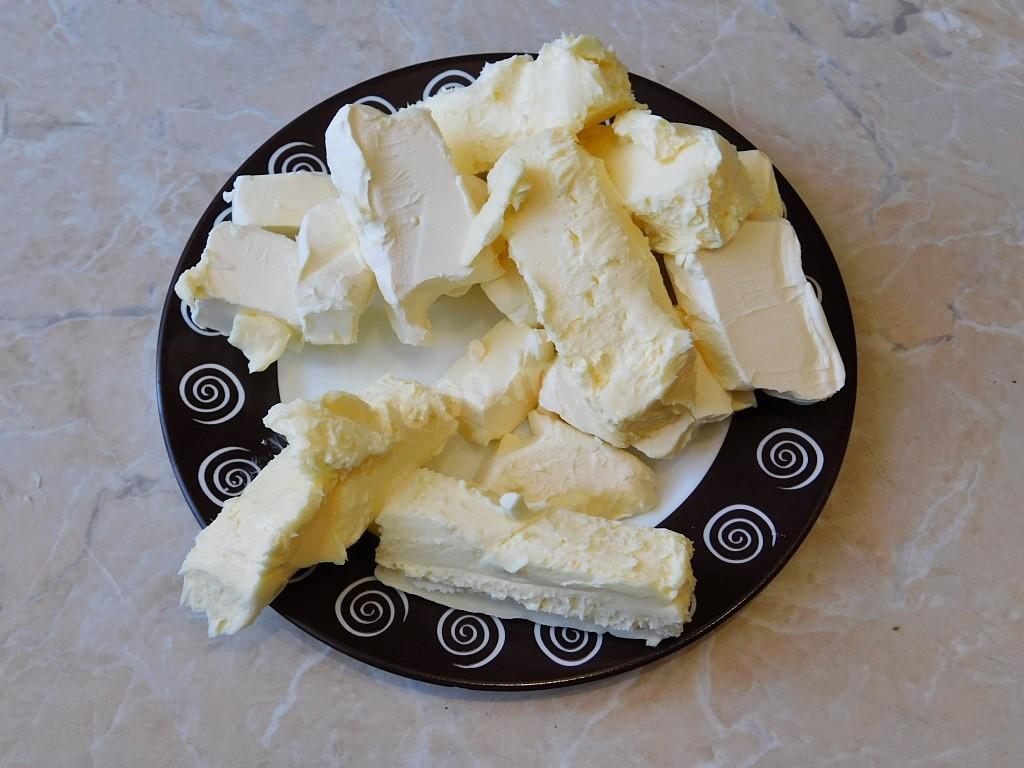 Шаг 4 приготовления Крем шарлотт для торта густой