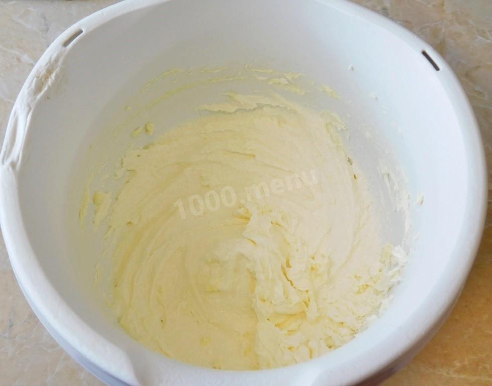 Шаг 5 приготовления Крем шарлотт для торта густой