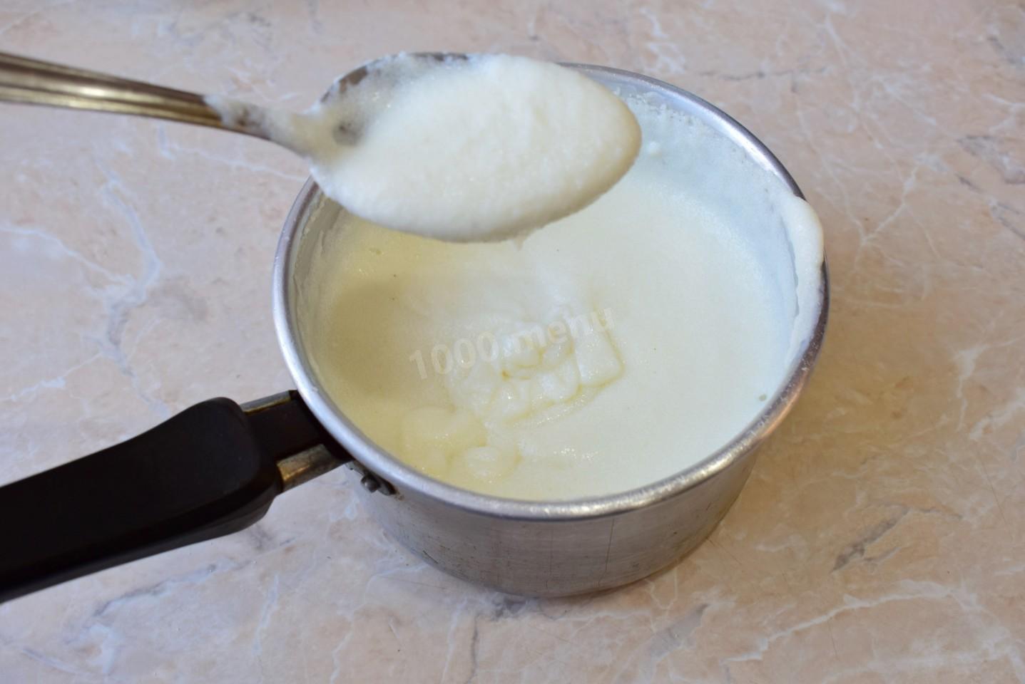 Шаг 2 приготовления Крем из манки на молоке для торта