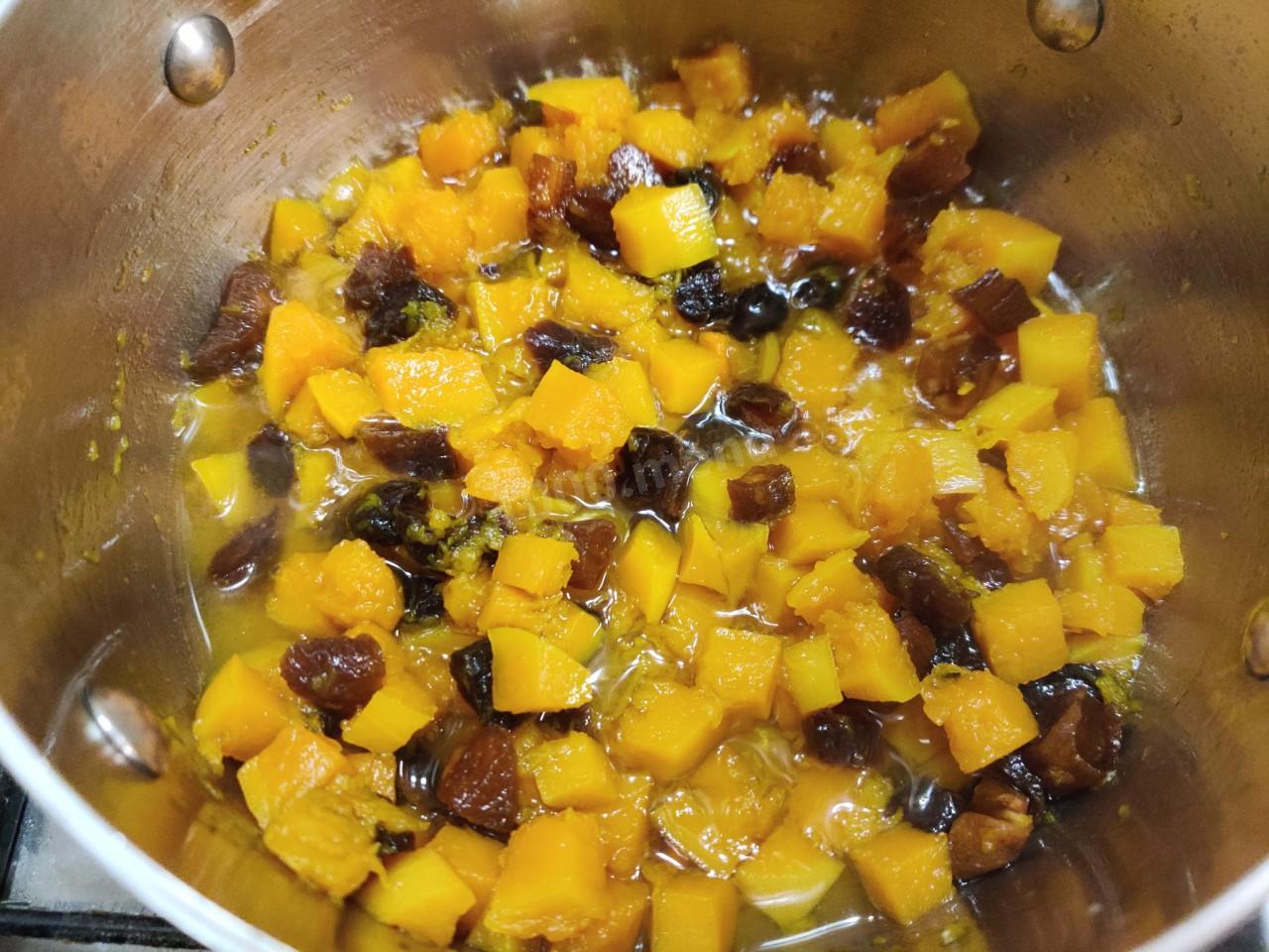 Шаг 9 приготовления Начинка для выпечки из тыквы и кураги на зиму