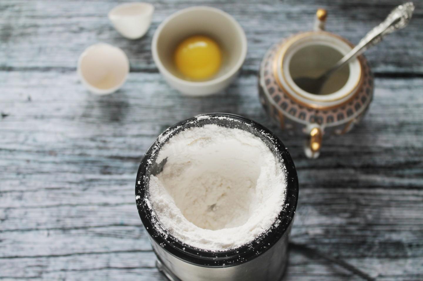 Шаг 3 приготовления Глазурь для кулича пасхального из сахарной пудры