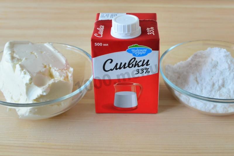 Шаг 1 приготовления Крем из сливочного сыра и сливок для торта