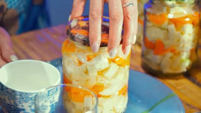 Шаг 15 приготовления Маринованные хрустящие кабачки с морковью на зиму