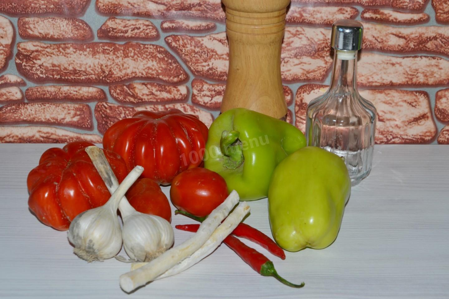 Шаг 1 приготовления Сырая аджика на зиму с разными  перцами