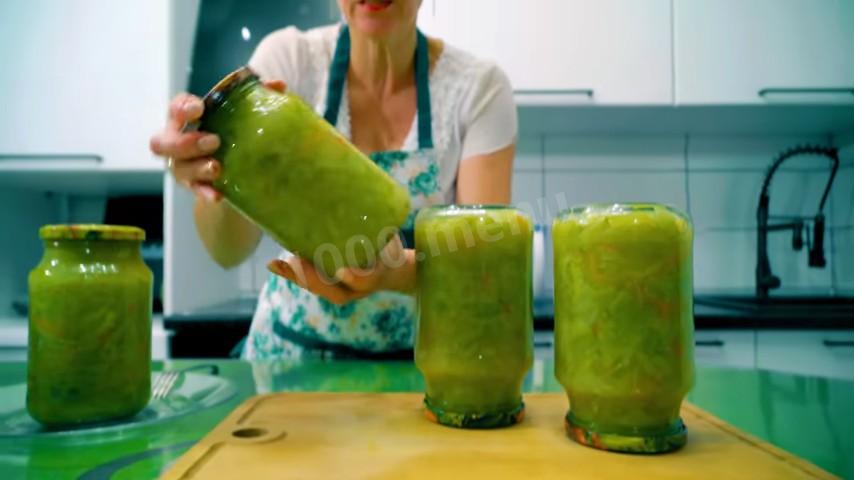 Шаг 17 приготовления Салат из зелёных помидоров с болгарским перцем на зиму