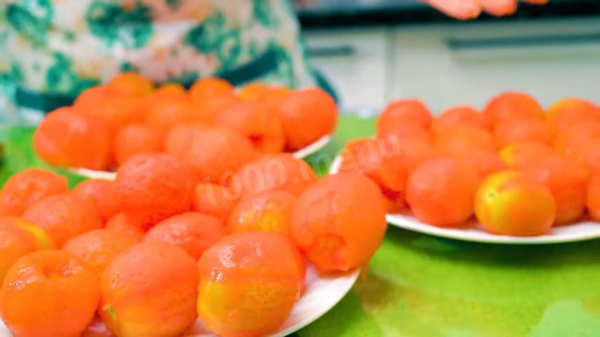 Шаг 4 приготовления Маринованные помидоры с чесноком без стерилизации на зиму