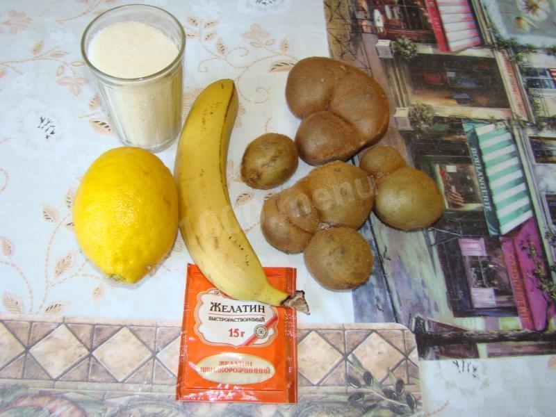 Шаг 1 приготовления Варенье из киви и бананов