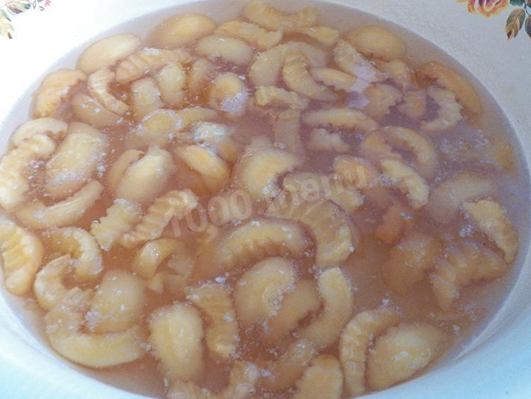 Шаг 10 приготовления Варенье из айвы с лимоном