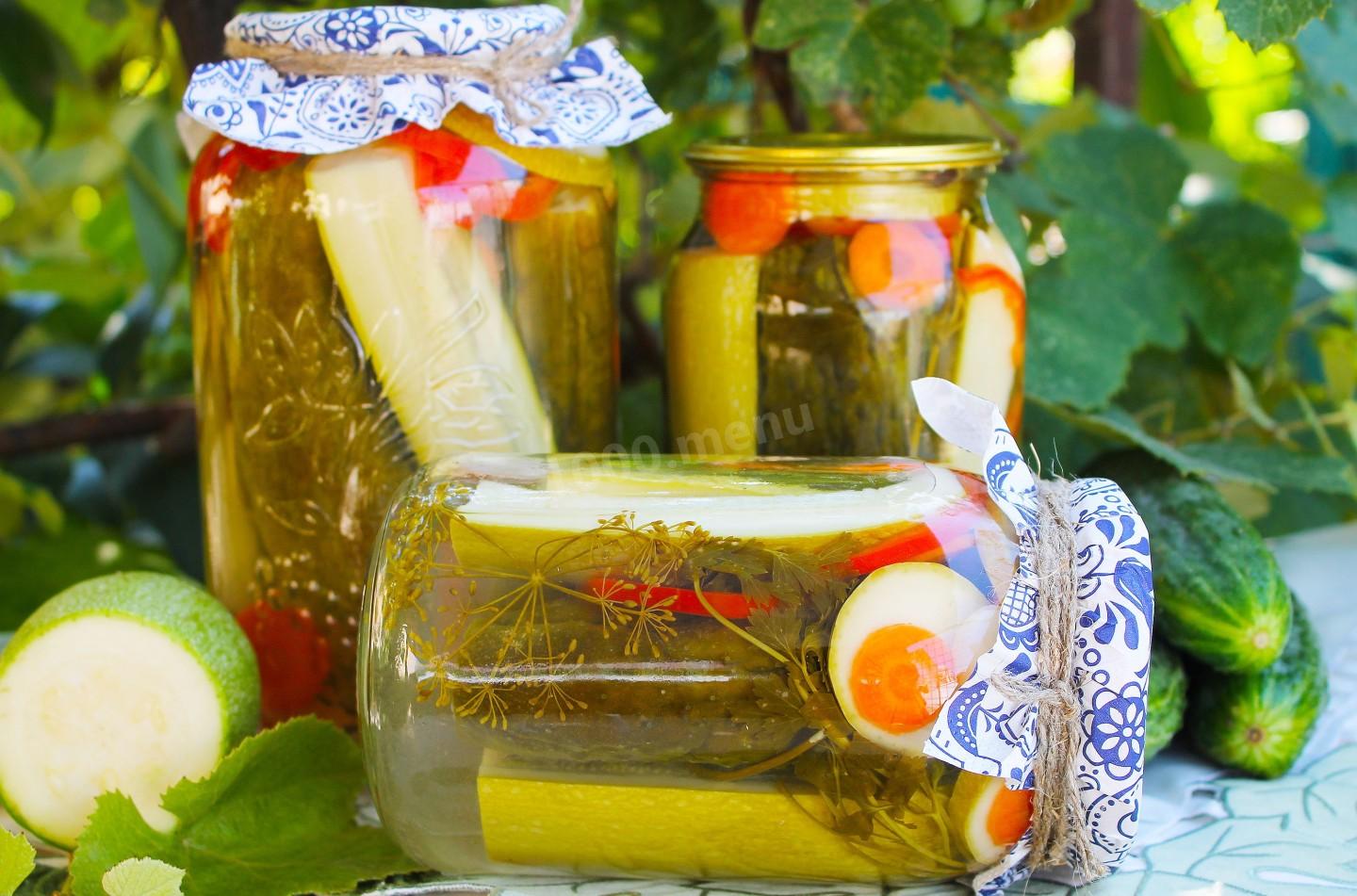 Шаг 13 приготовления Маринованные огурцы с кабачками на зиму